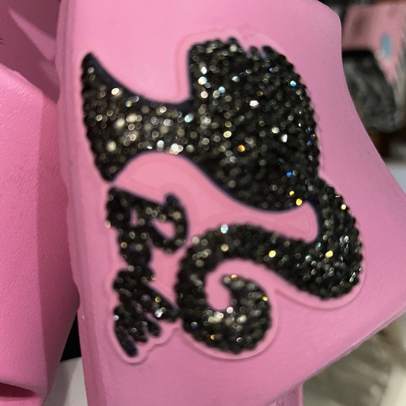 Custom barbie one of a kind Swarovski slides - Picture 4 of 4